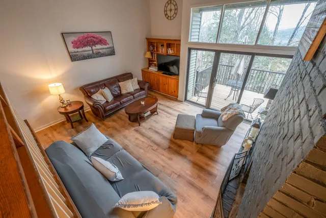 $299,000 | 1221 Baker Turn, Unit 1D, Hartford, VT 05059