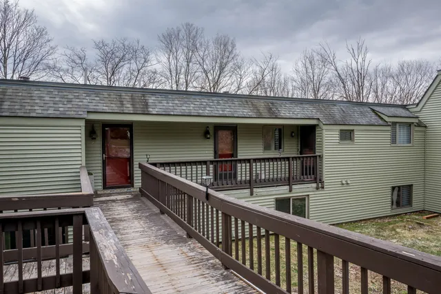$299,000 | 1221 Baker Turn, Unit 1D, Hartford, VT 05059