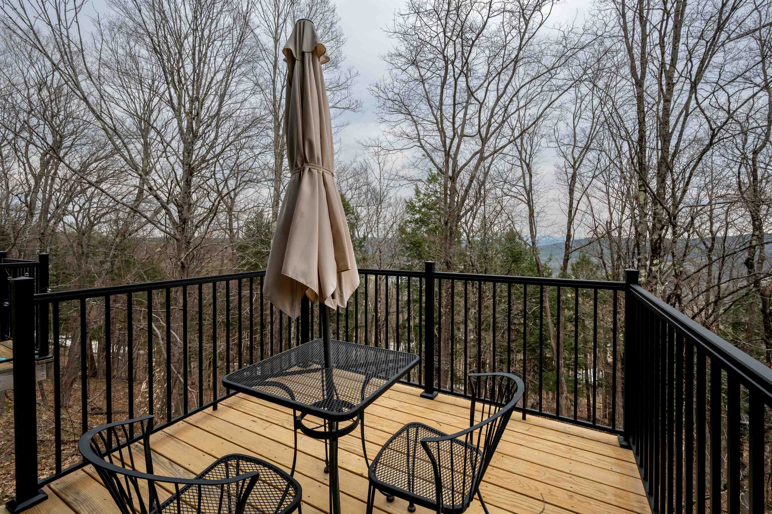 1221 Baker Turn, Unit 1D Hartford, VT 05059 - Photo 8 of 30