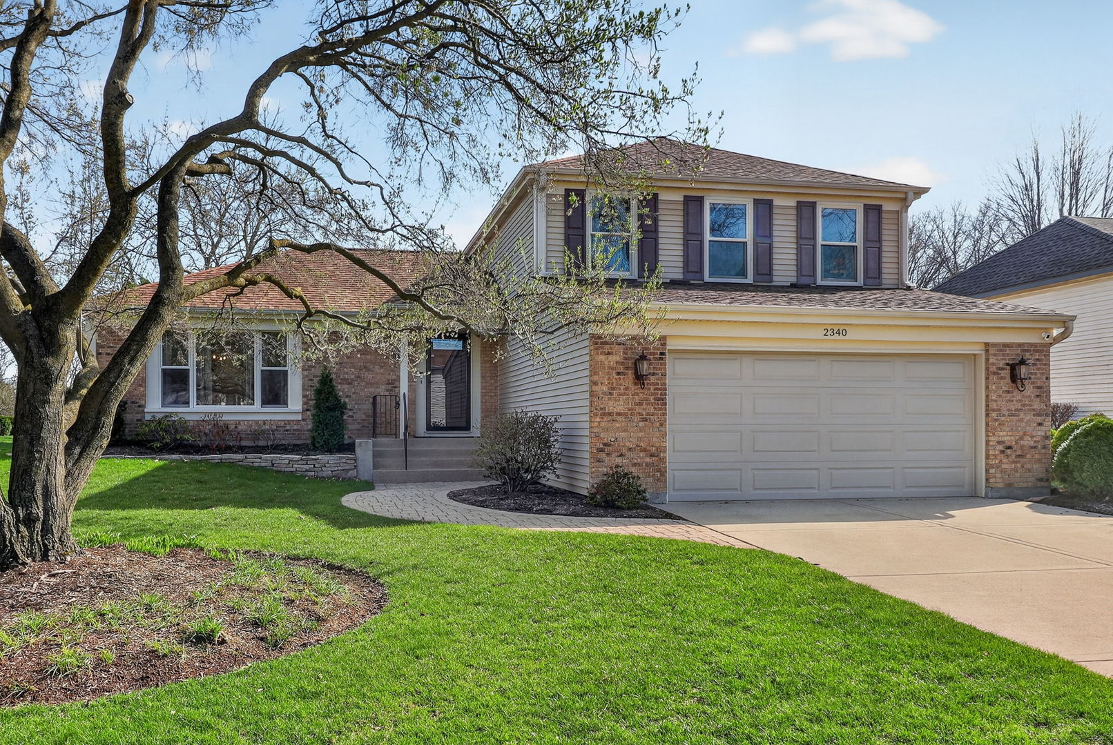 2340 Appleby Drive Wheaton, IL 60189 - Photo 1 of 1