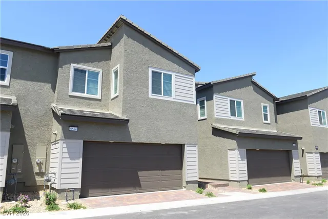 $2,400 | 9534 Ezra Falls Avenue, Las Vegas, NV 89143
