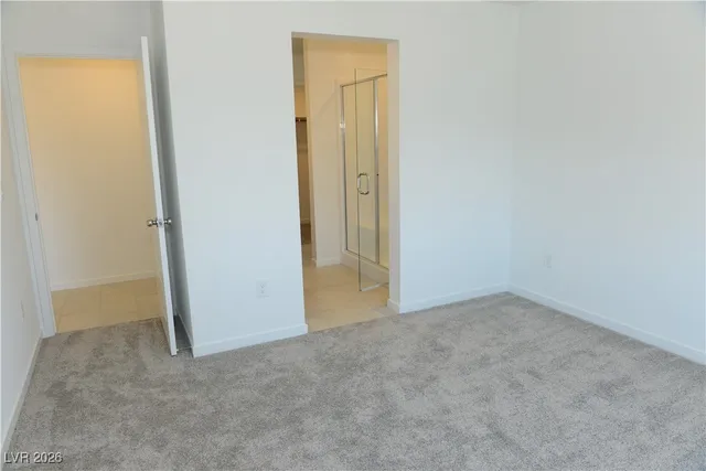 $2,400 | 9534 Ezra Falls Avenue, Las Vegas, NV 89143