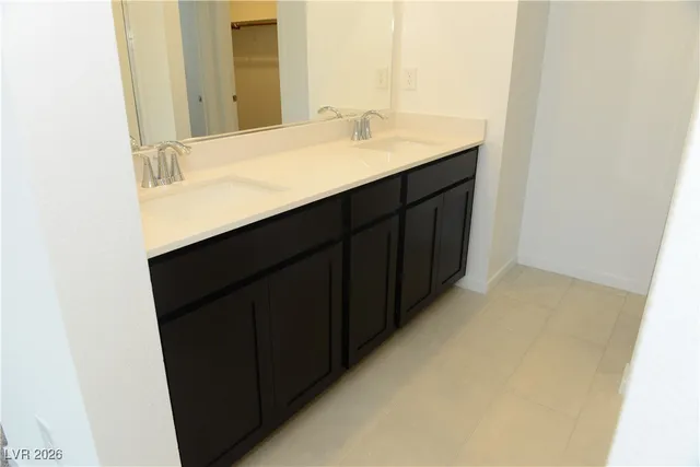 $2,400 | 9534 Ezra Falls Avenue, Las Vegas, NV 89143