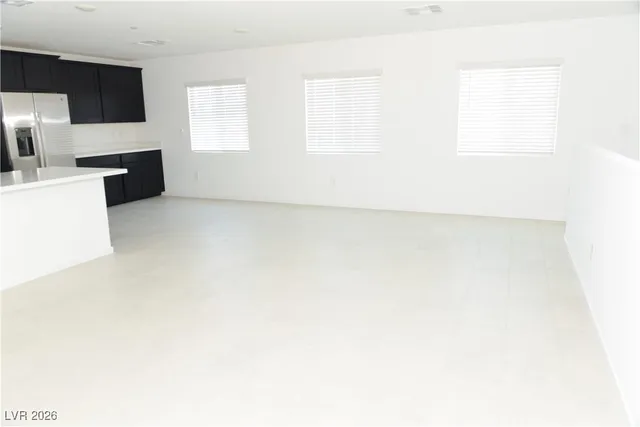 $2,400 | 9534 Ezra Falls Avenue, Las Vegas, NV 89143