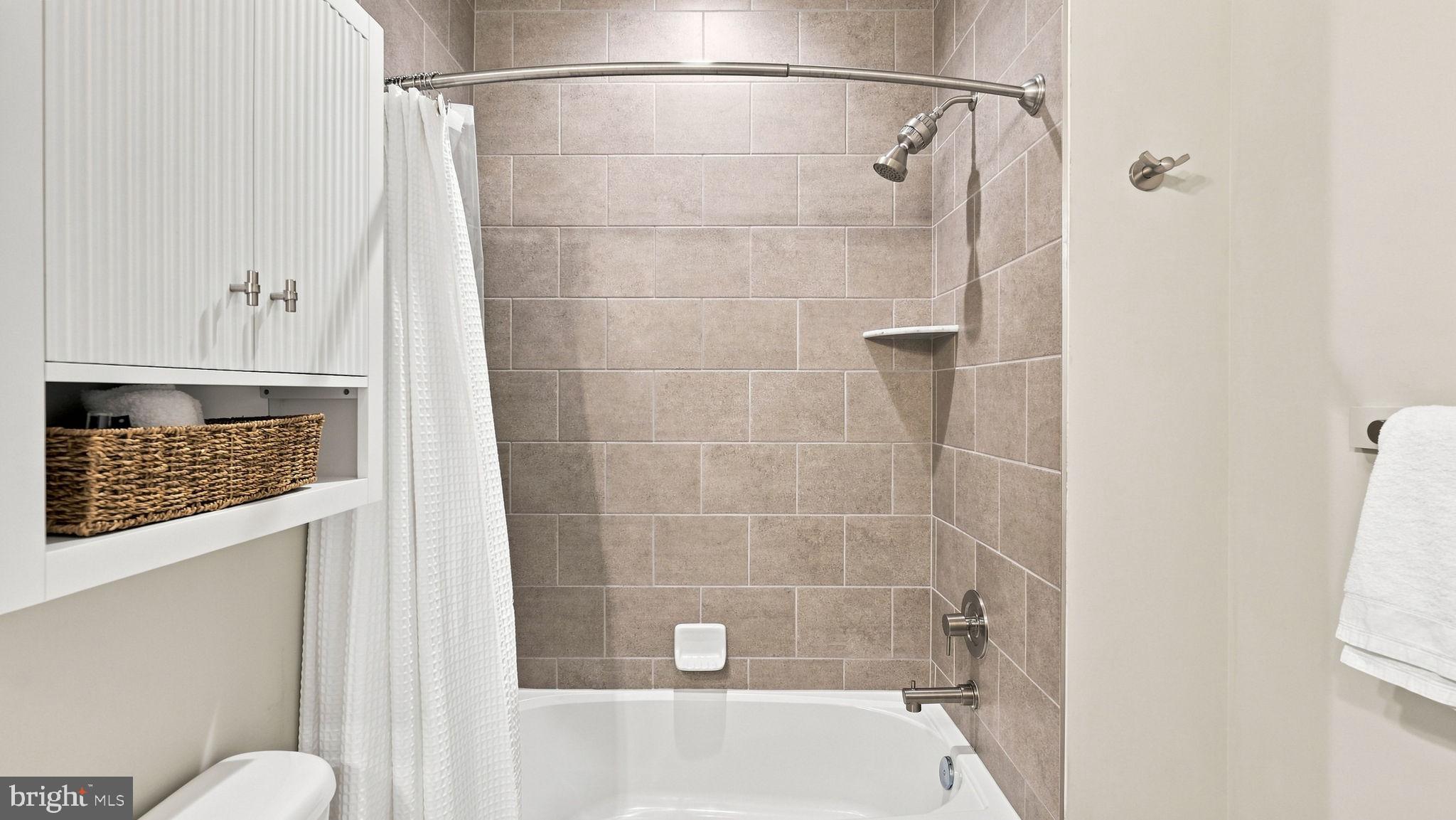 1690 Dobry Road Yardley, PA 19067 - Photo 36 of 45 2nd floor bath