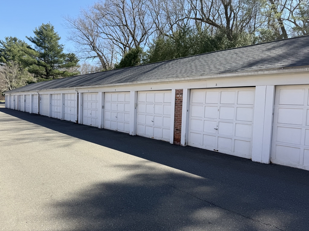58 Williamsburg Drive, Unit 58 Springfield, MA 01108 - Photo 15 of 15 a view of a backyard