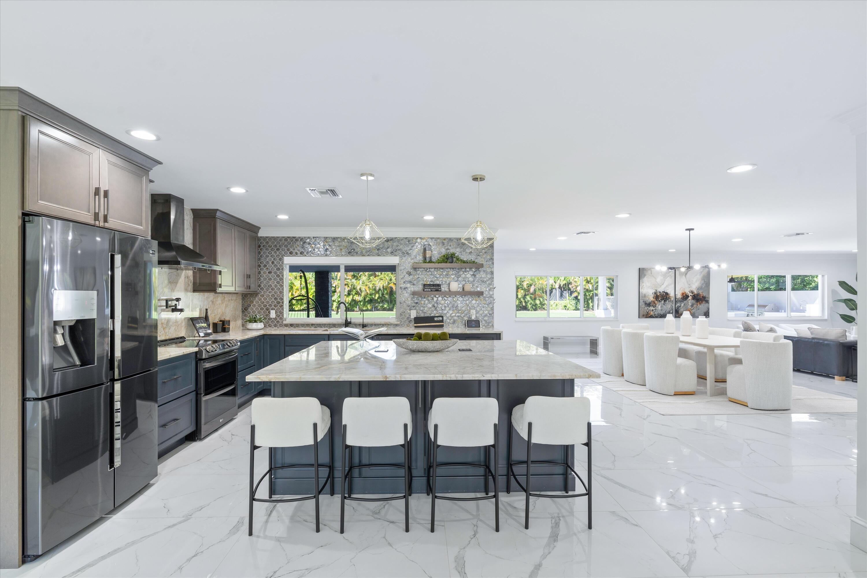 7647 Lawrence Road Boynton Beach, FL 33436 - Photo 11 of 54 Eat In Kitchen Island