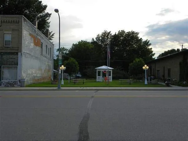 $6,000 | 109 North Main Street, Sherburn, MN 56171