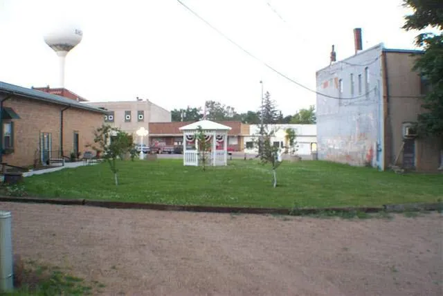 $6,000 | 109 North Main Street, Sherburn, MN 56171