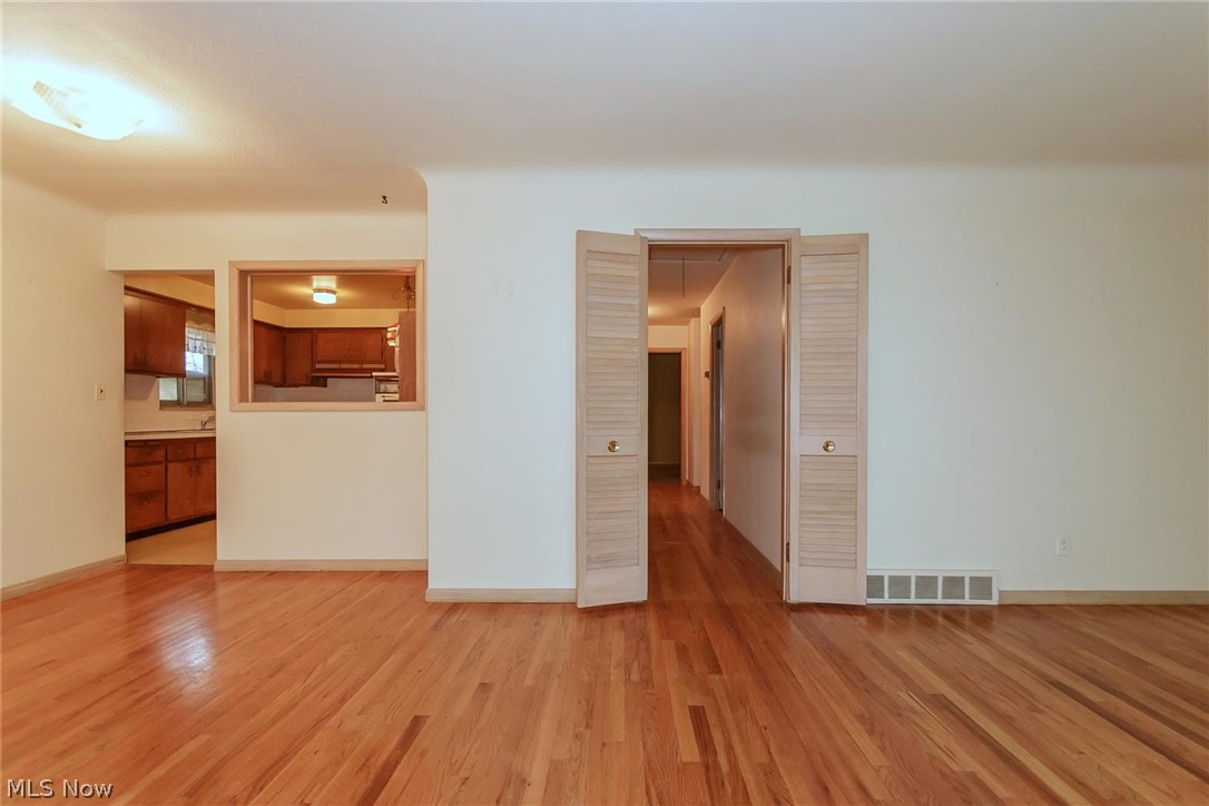 735 Edgewood Road Cleveland, OH 44143 - Photo 12 of 33 Gallery Image 12