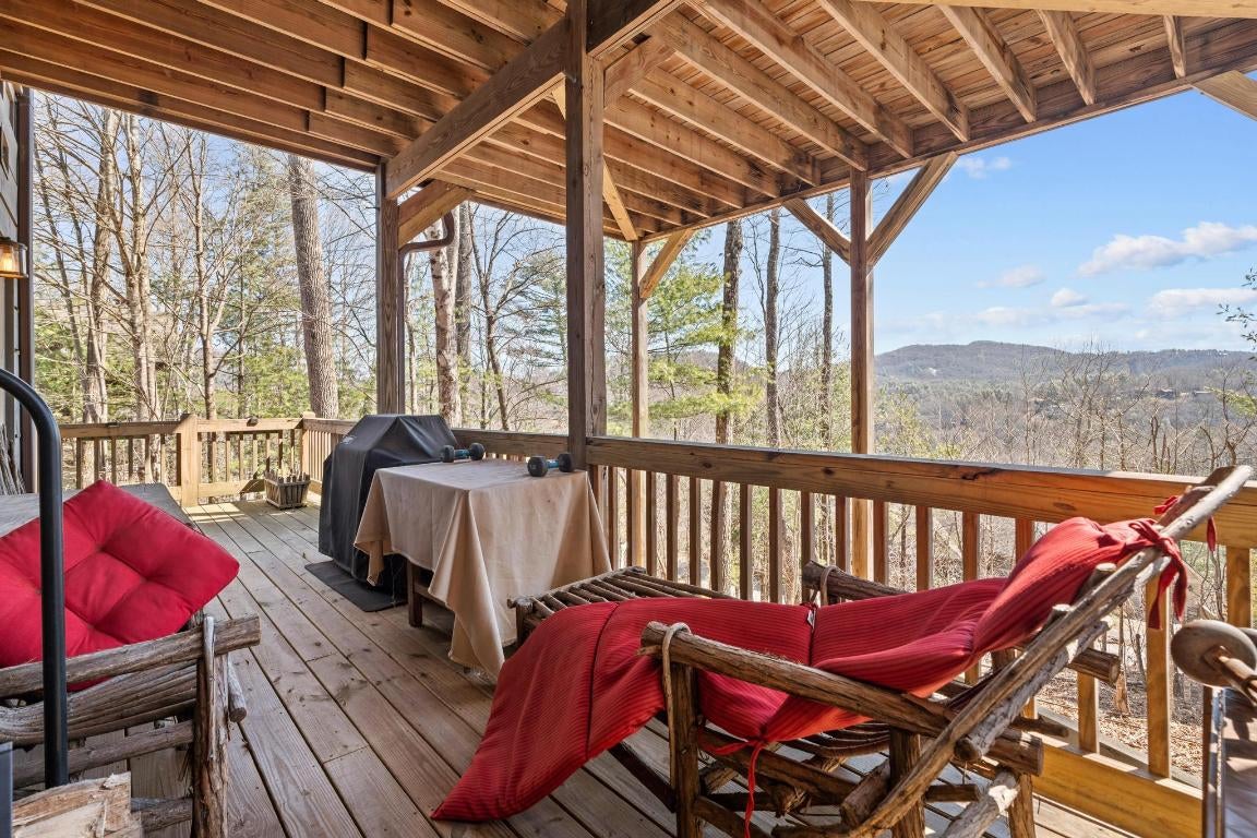 233 A Rendezvous Ridge Cashiers, NC 28717 - Photo 31 of 56 Gallery Image 31