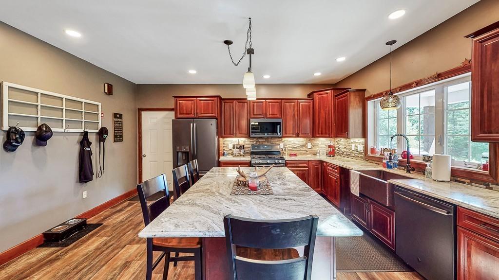 23 McBride Road Wales, MA 01081 - Photo 7 of 42