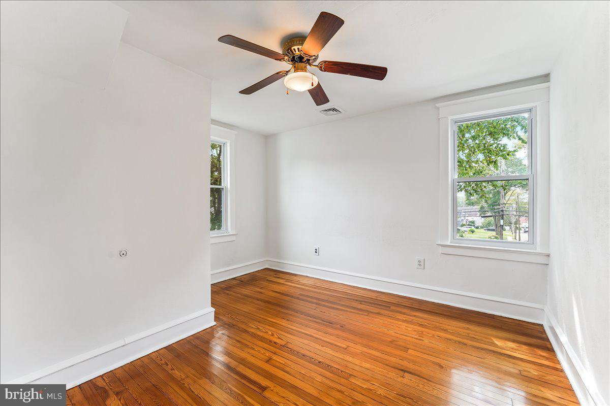 56 North Sproul Road Broomall, PA 19008 - Photo 15 of 16