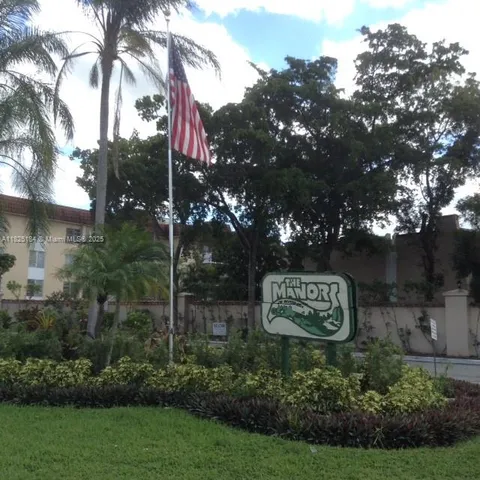 $1,400 | 4154 Inverrary Drive, Unit 205, Lauderhill, FL 33319