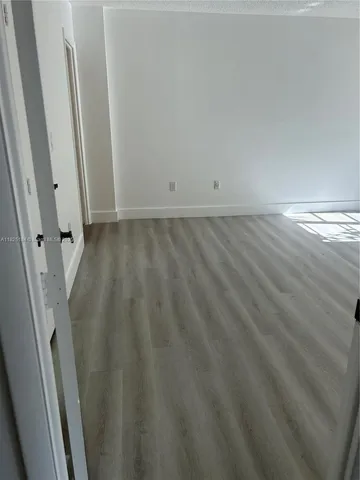 $1,400 | 4154 Inverrary Drive, Unit 205, Lauderhill, FL 33319