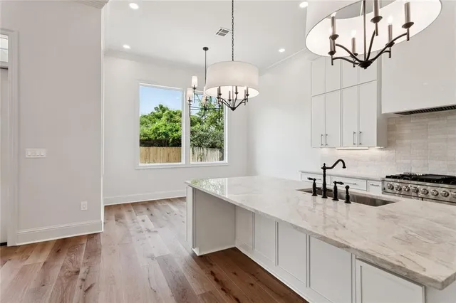 $1,050,000 | Undisclosed Address, Metairie, LA 70001