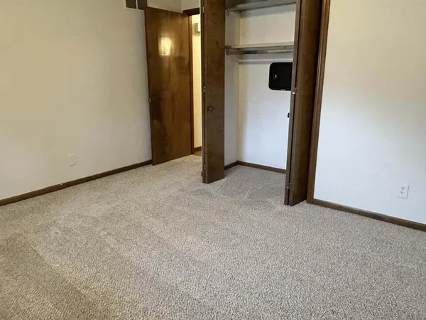 $150,000 | 826 Andover Court Southeast, Unit 5, Kentwood, MI 49508