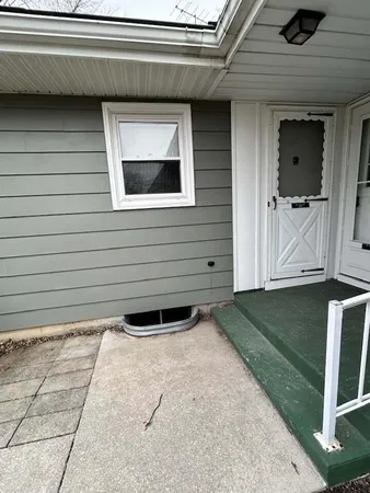 $150,000 | 826 Andover Court Southeast, Unit 5, Kentwood, MI 49508