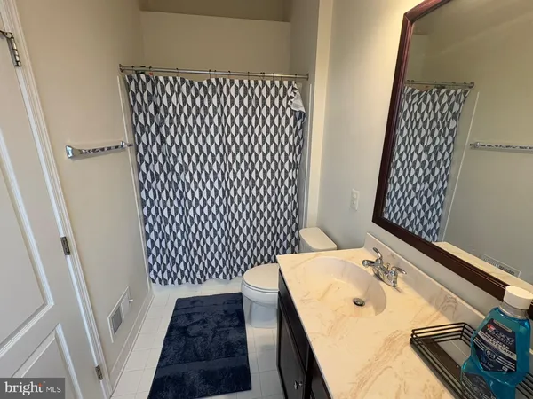 $3,250 | 43141 Whelplehill Terrace, Ashburn, VA 20148