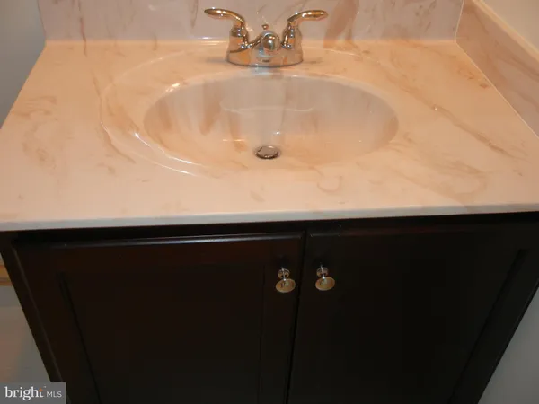 $3,250 | 43141 Whelplehill Terrace, Ashburn, VA 20148