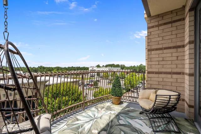 $525,000 | 6831 Main Street, Unit 312, Wilmington, NC 28405