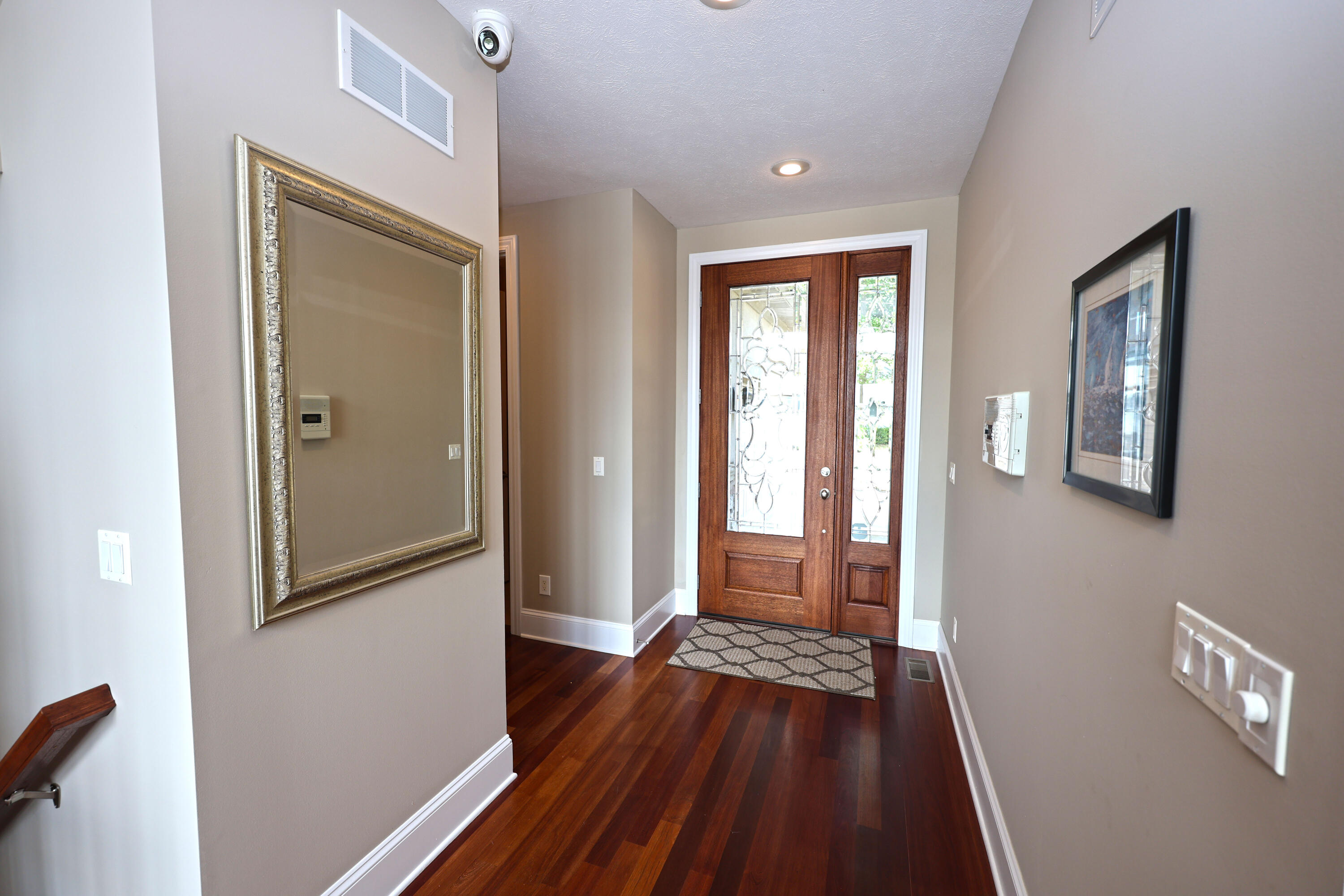 31161 County Line Road Dowagiac, MI 49047 - Photo 15 of 82 Foyer