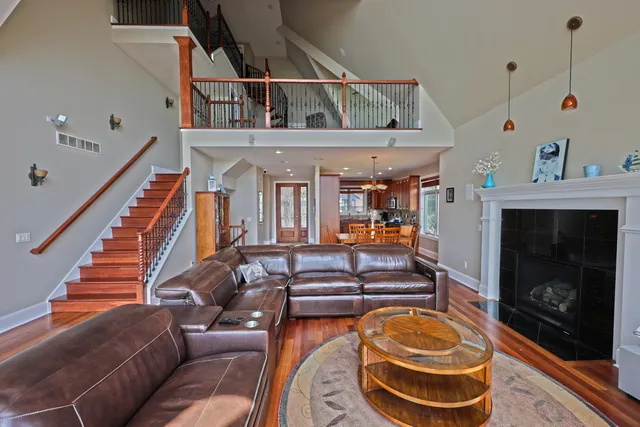 $1,600,000 | 31161 County Line Road, Dowagiac, MI 49047