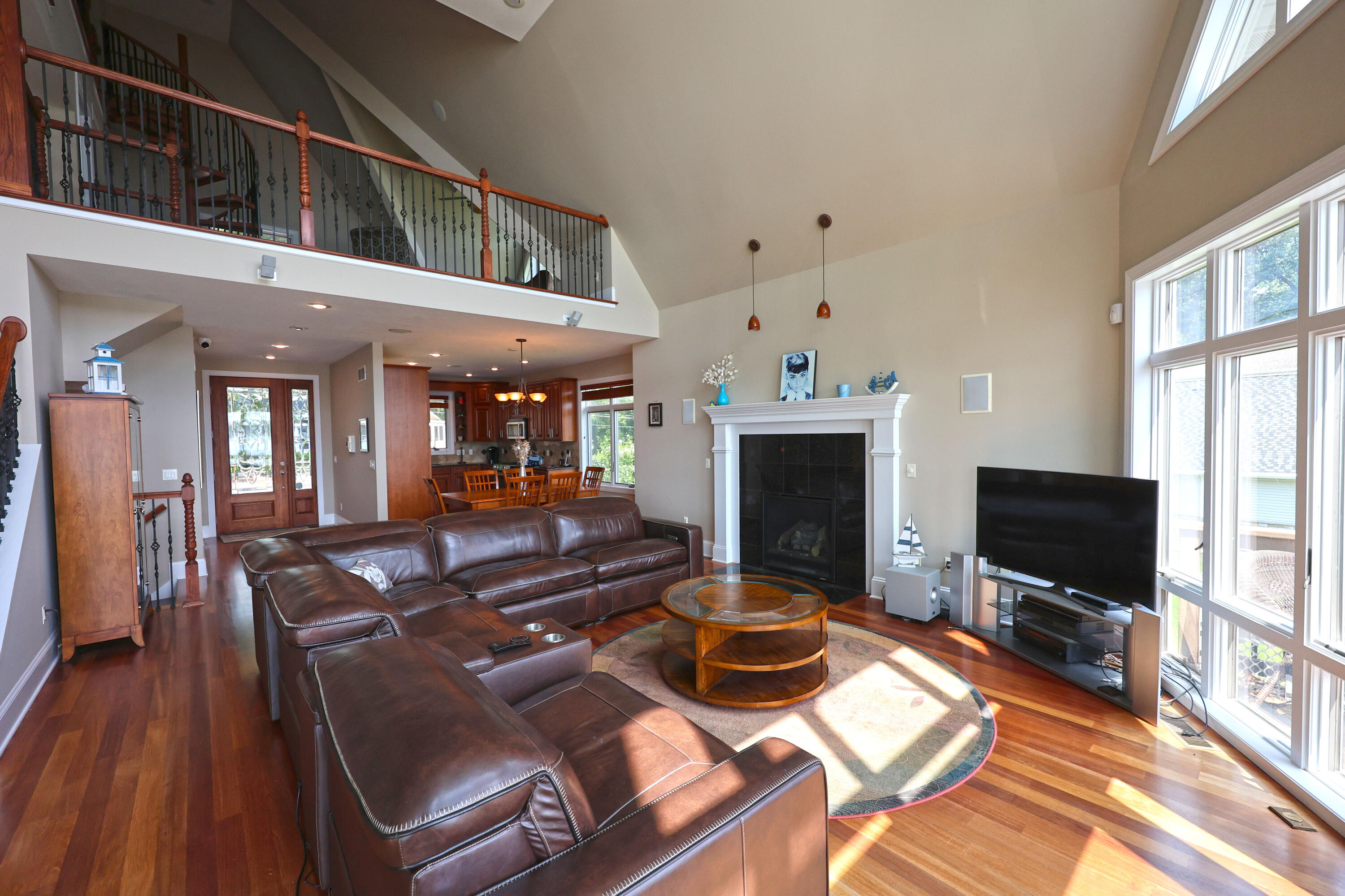 31161 County Line Road Dowagiac, MI 49047 - Photo 20 of 82 Living Room