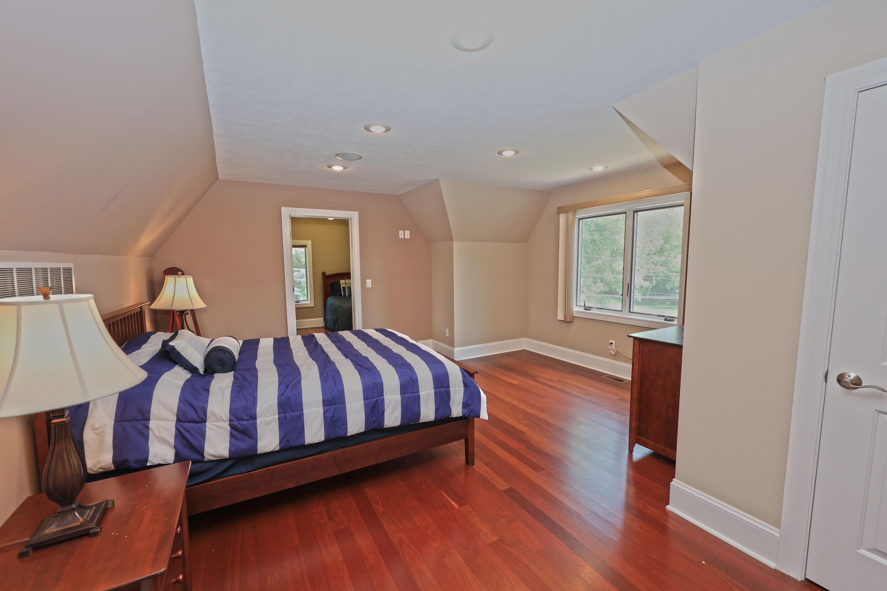 31161 County Line Road Dowagiac, MI 49047 - Photo 31 of 82 Upper Level Bedroom #2