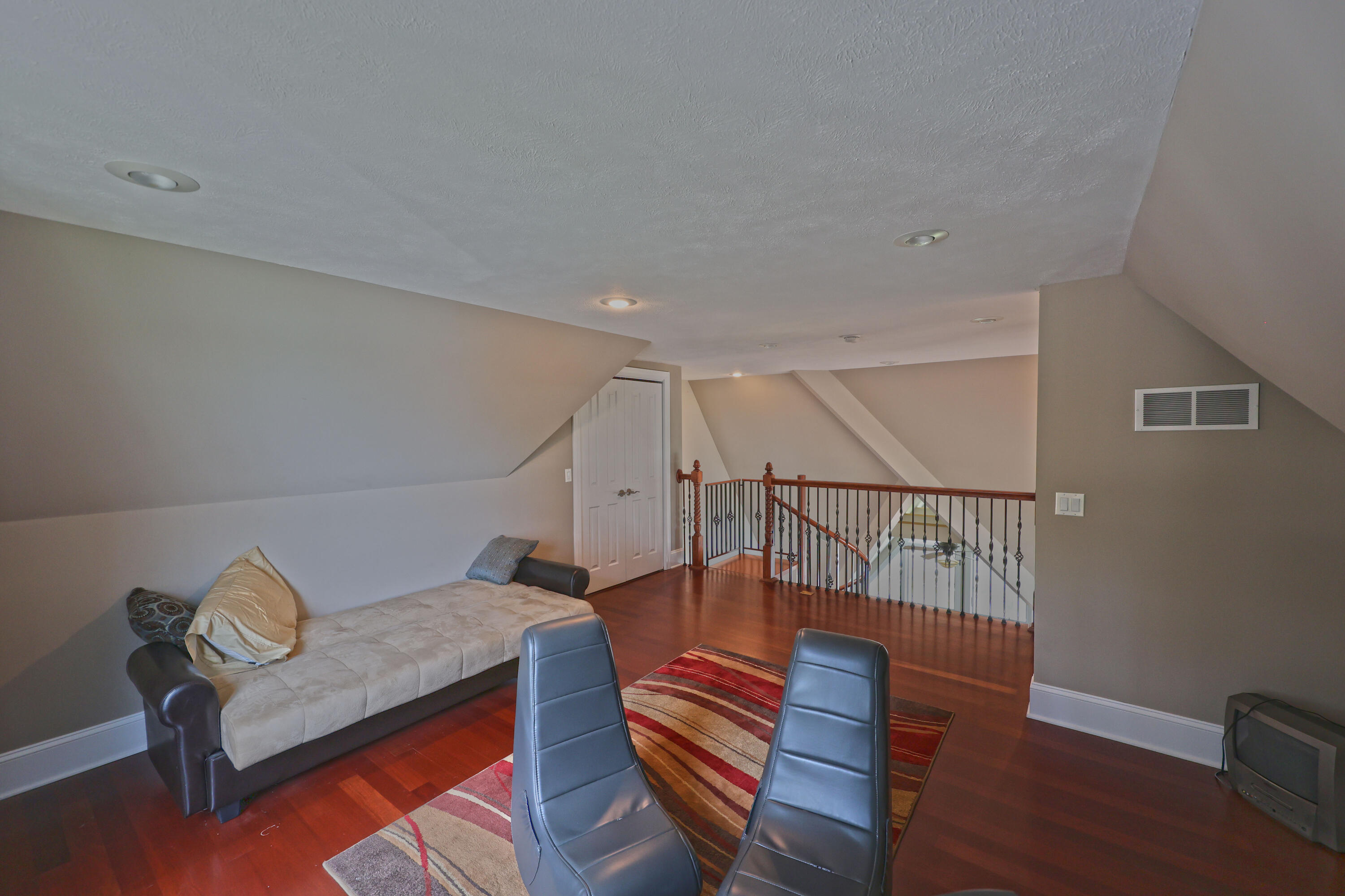 31161 County Line Road Dowagiac, MI 49047 - Photo 41 of 82 Upper Level Loft