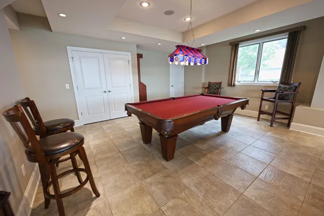 $1,600,000 | 31161 County Line Road, Dowagiac, MI 49047