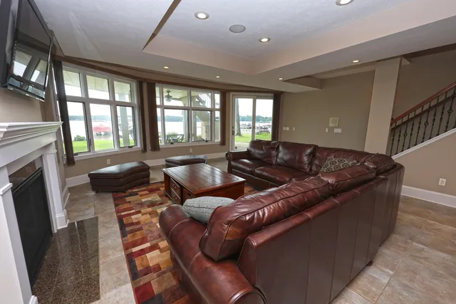 $1,600,000 | 31161 County Line Road, Dowagiac, MI 49047