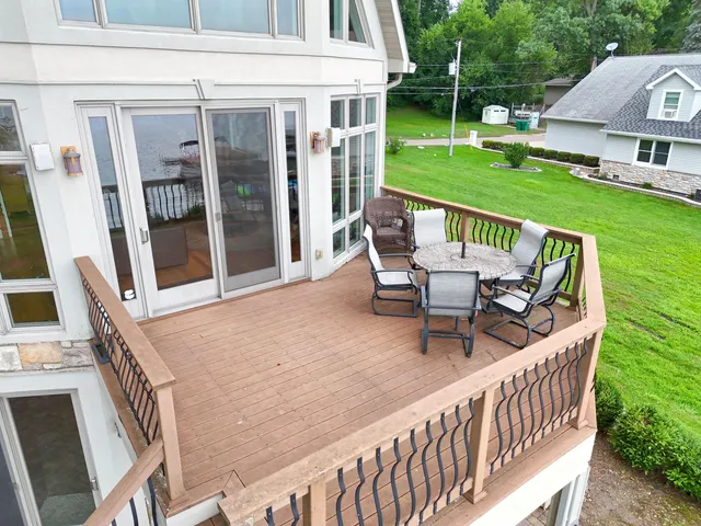 $1,600,000 | 31161 County Line Road, Dowagiac, MI 49047