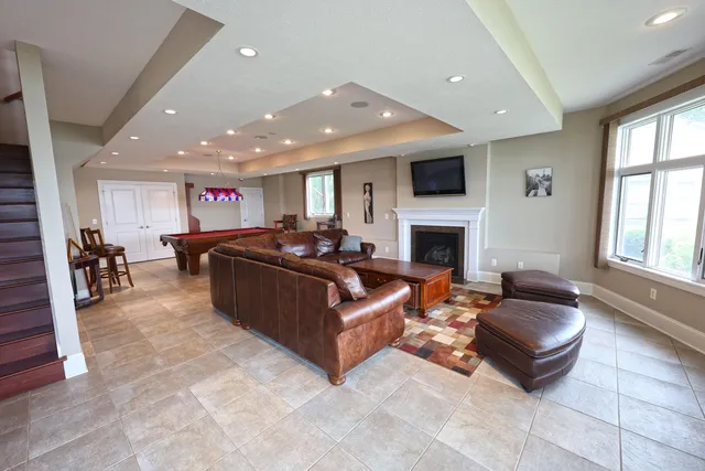 $1,600,000 | 31161 County Line Road, Dowagiac, MI 49047