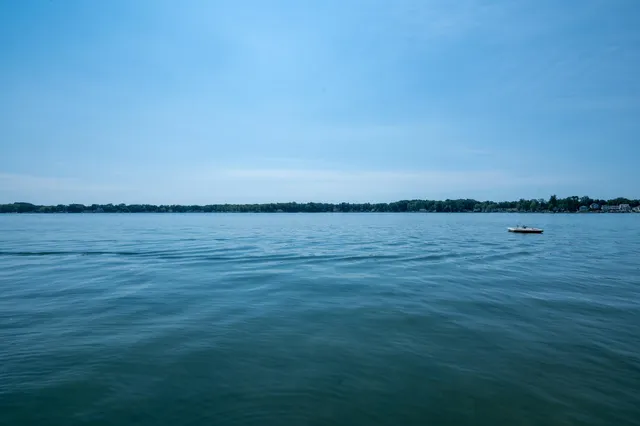 $1,600,000 | 31161 County Line Road, Dowagiac, MI 49047