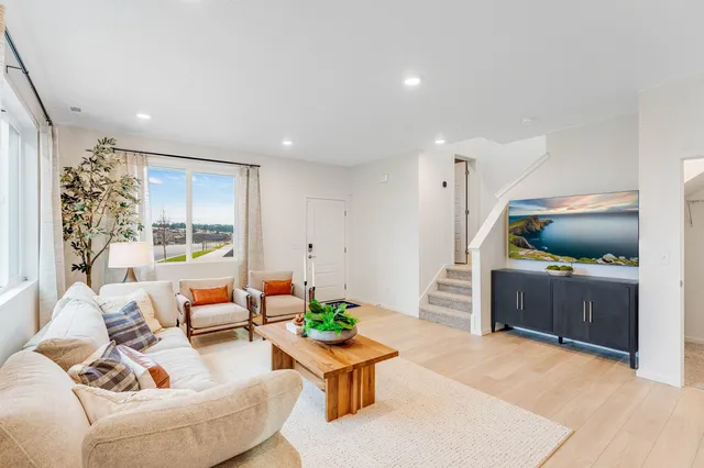 $399,950 | 24846 East Coopers Hawk Lane, Liberty Lake, WA 99019