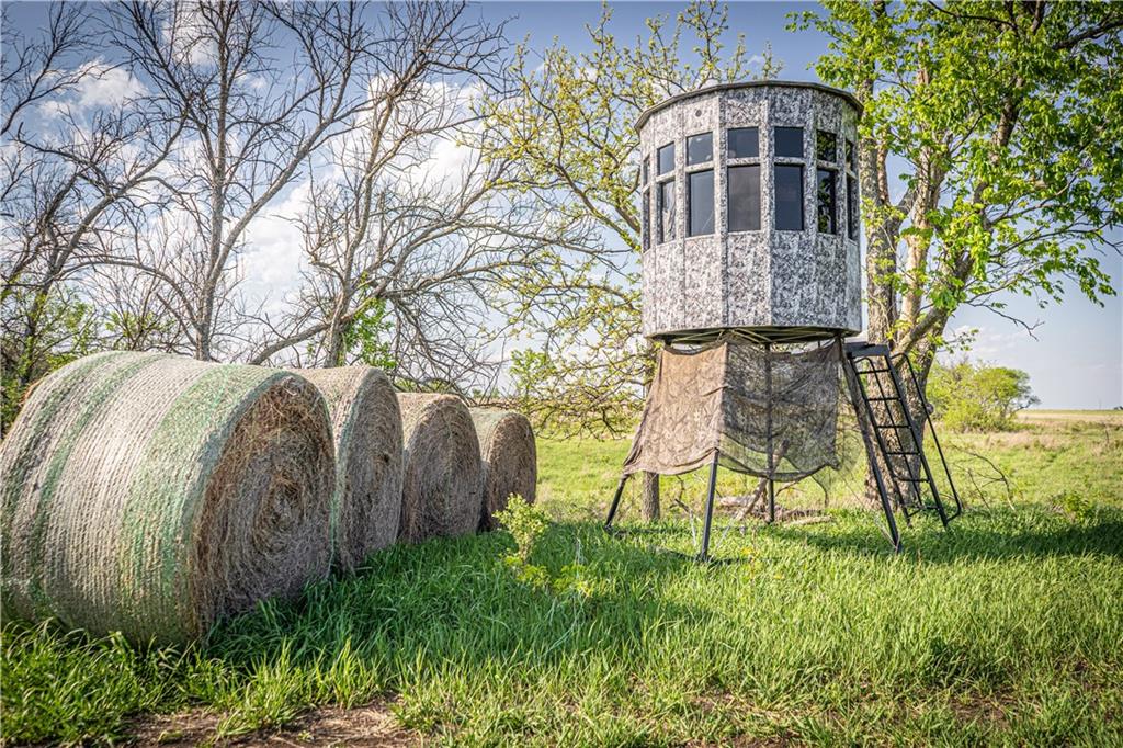 T Road Eureka, KS 67045 - Photo 41 of 68