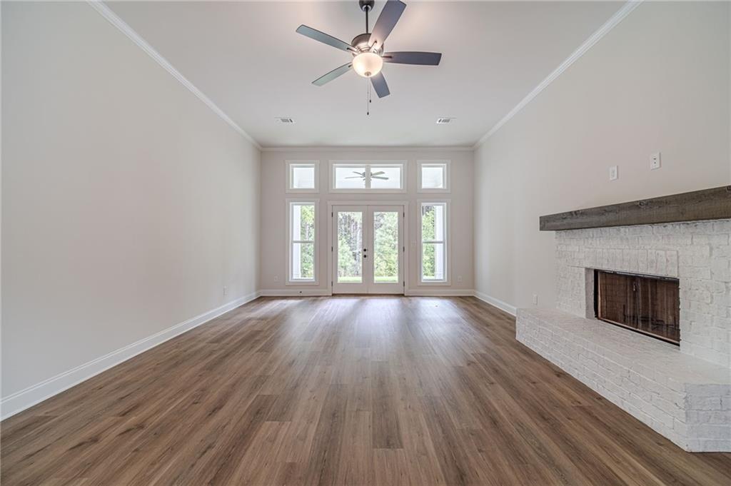 215 Pinewood Drive Covington, GA 30014 - Photo 5 of 41
