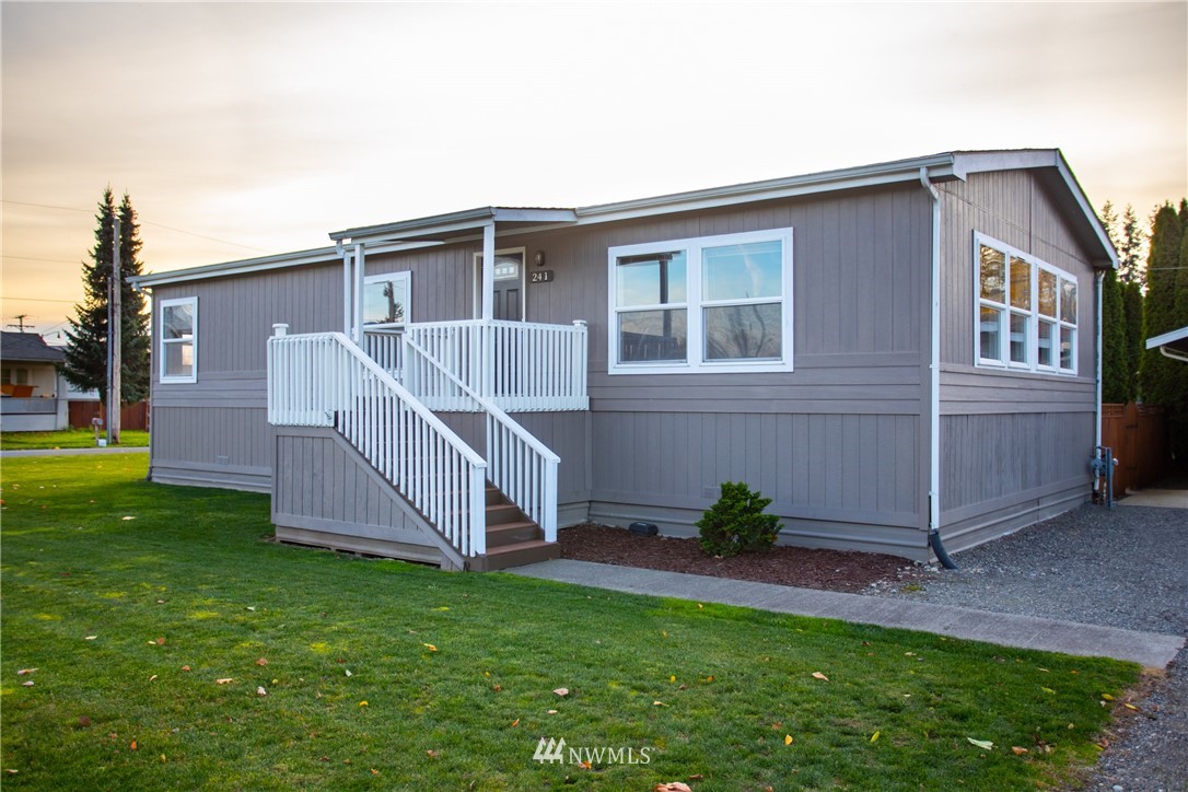 241 Fisk Street Sumas, WA 98295 - Photo 1 of 20 Gallery Image 1