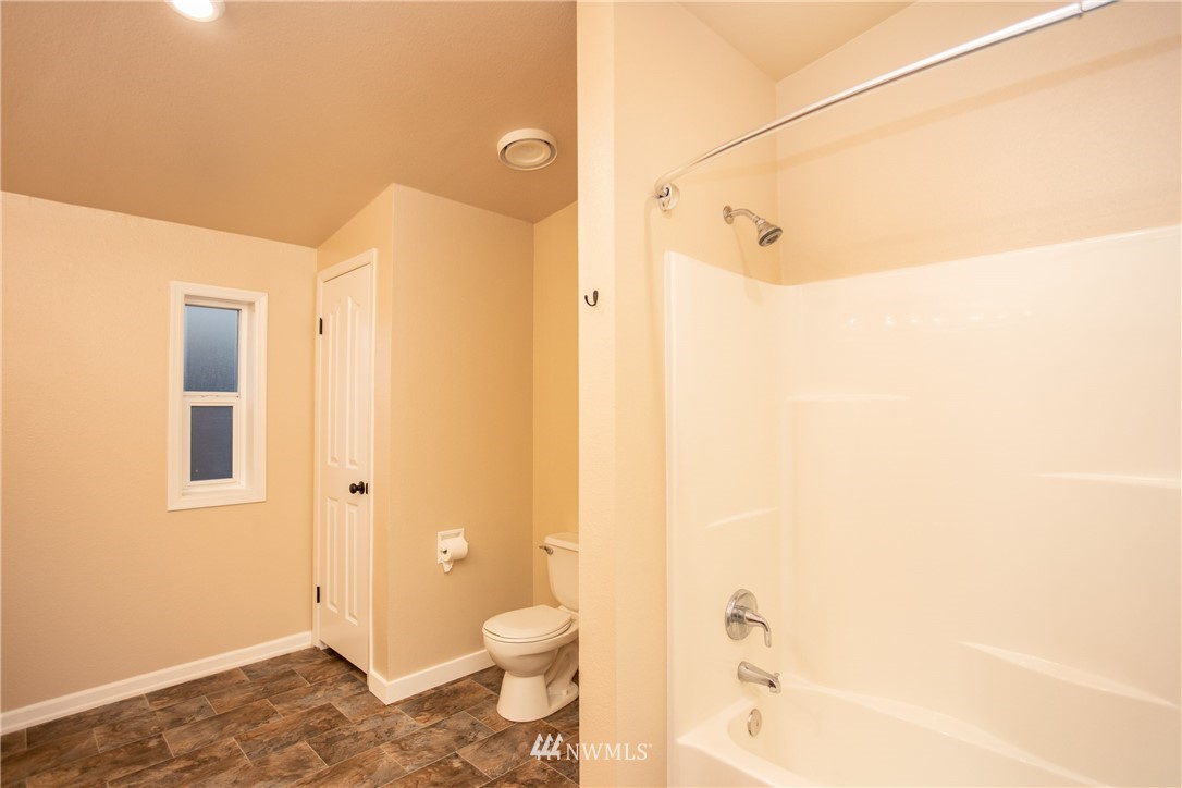 241 Fisk Street Sumas, WA 98295 - Photo 12 of 20 Gallery Image 12