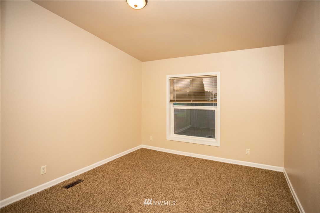 241 Fisk Street Sumas, WA 98295 - Photo 13 of 20 Gallery Image 13