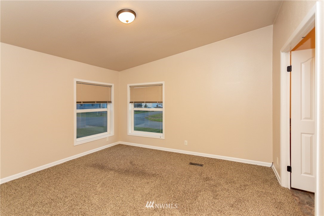 241 Fisk Street Sumas, WA 98295 - Photo 14 of 20 Gallery Image 14