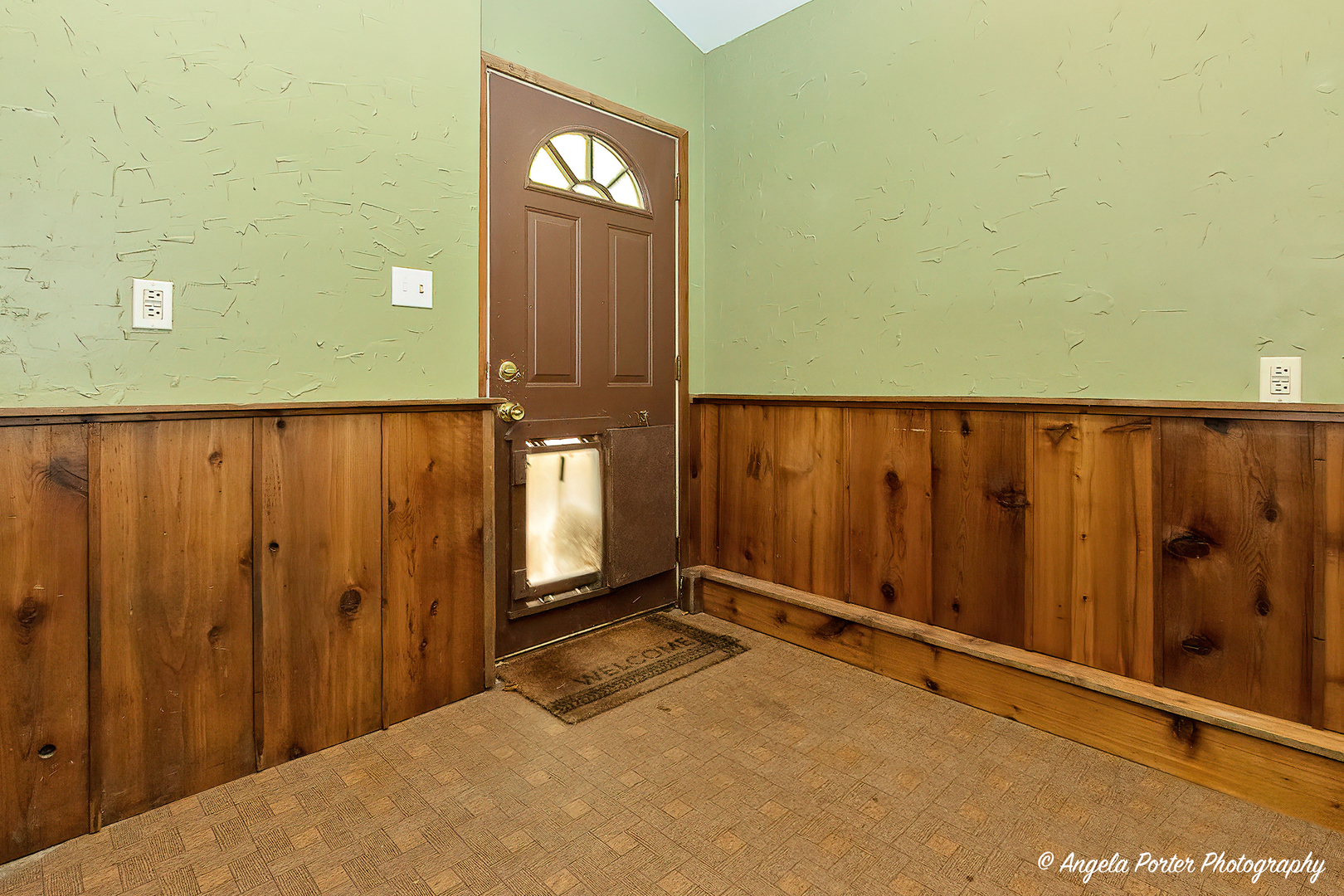 203 Springbrook Court McHenry, IL 60050 - Photo 33 of 39 Gallery Image 33