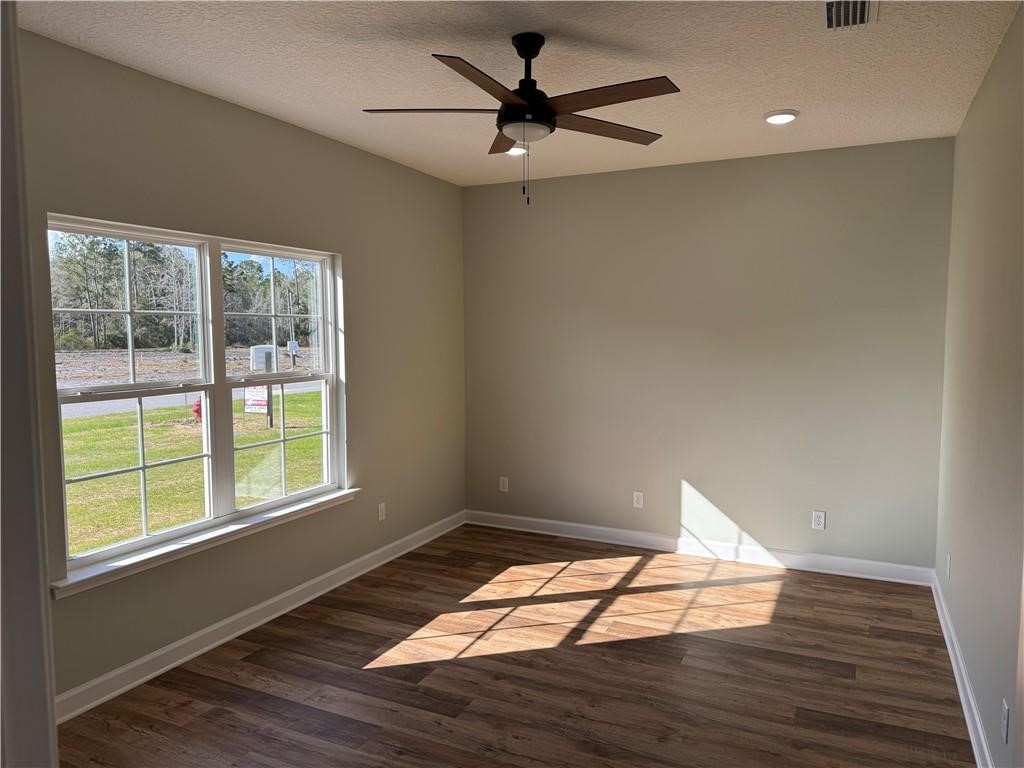 17634 Post Road South Waynesville, GA 31566 - Photo 18 of 21 Pic provided from previous home, fam room