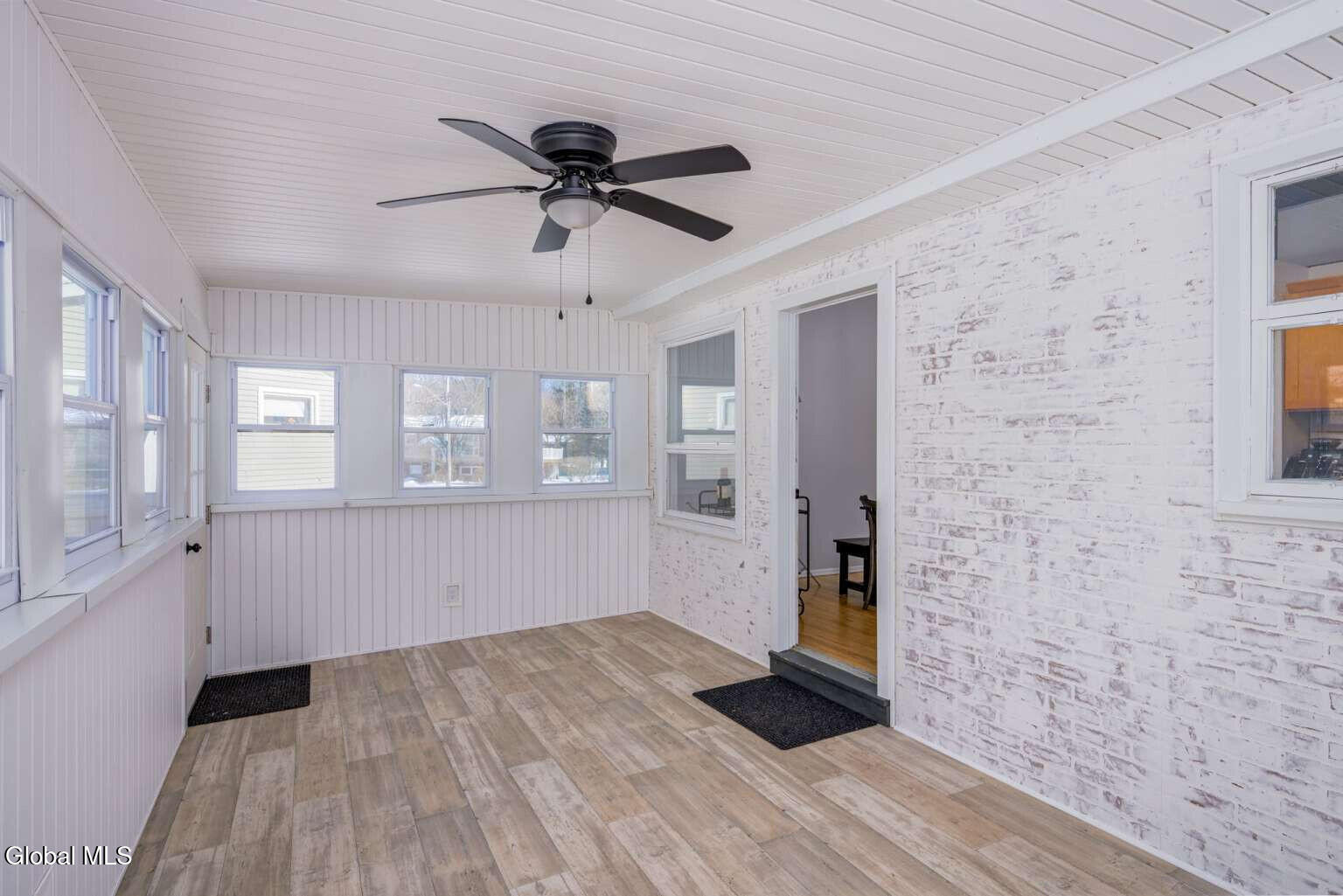 17 Benjamin Lane Colonie, NY 12205 - Photo 12 of 25 Cassara.12