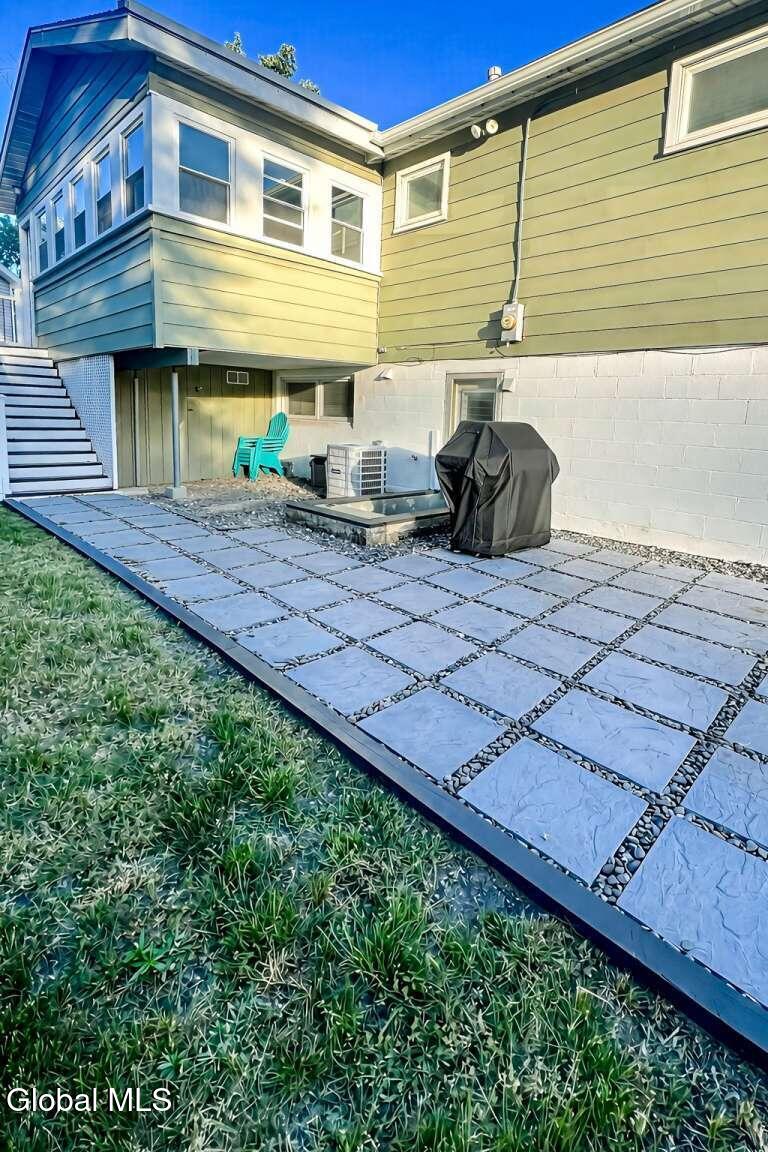 17 Benjamin Lane Colonie, NY 12205 - Photo 24 of 25 Cassara.24