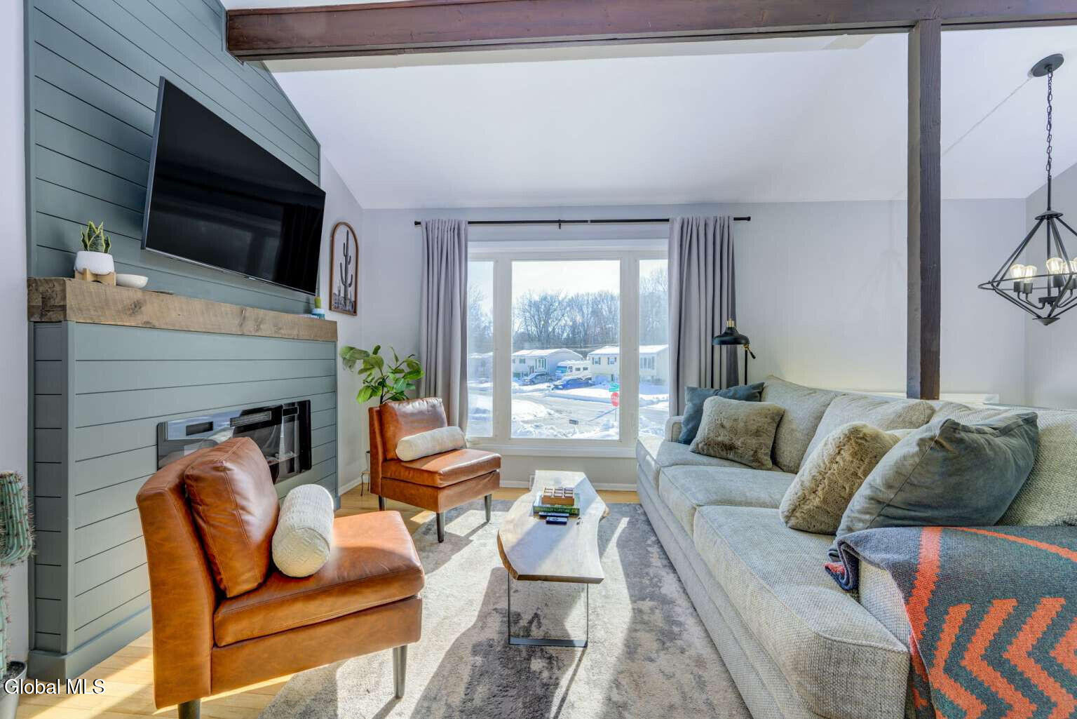 17 Benjamin Lane Colonie, NY 12205 - Photo 4 of 25 Cassara.4