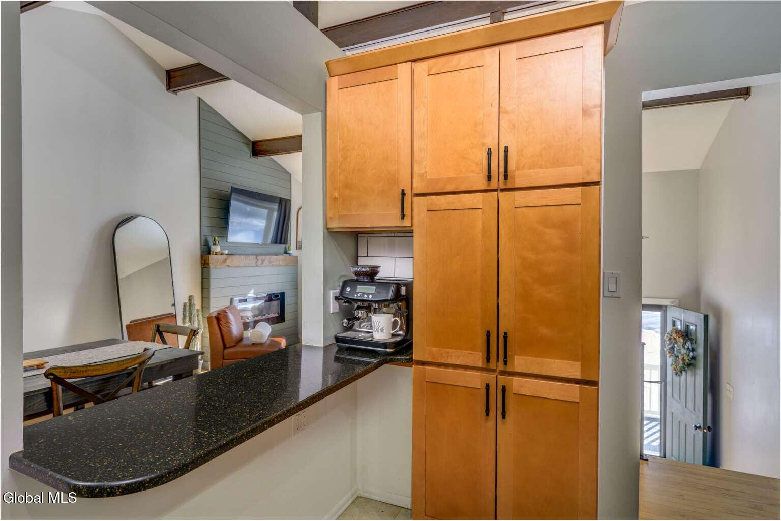 17 Benjamin Lane Colonie, NY 12205 - Photo 9 of 25 Cassara.9