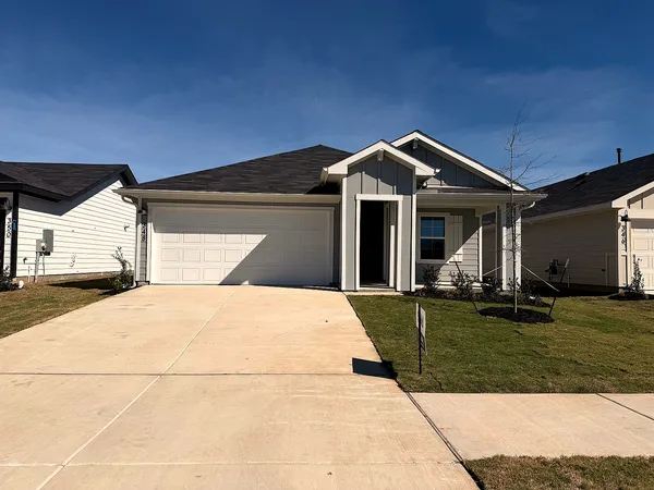 $2,100 | 348 San Juan Trail, Bastrop, TX 78602