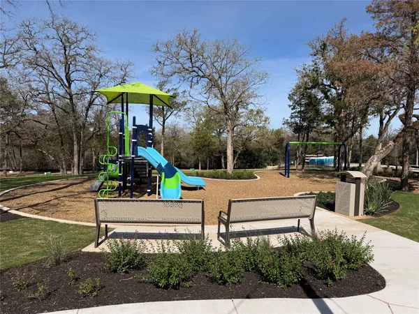 $2,100 | 348 San Juan Trail, Bastrop, TX 78602